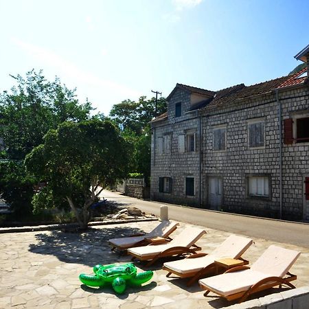 A Hundred Olive Trees Apartments Kotor Exterior photo